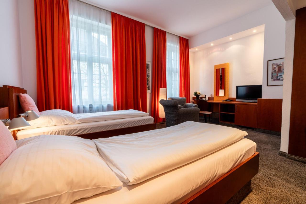 Hotel Carlton Мюнхен Экстерьер фото