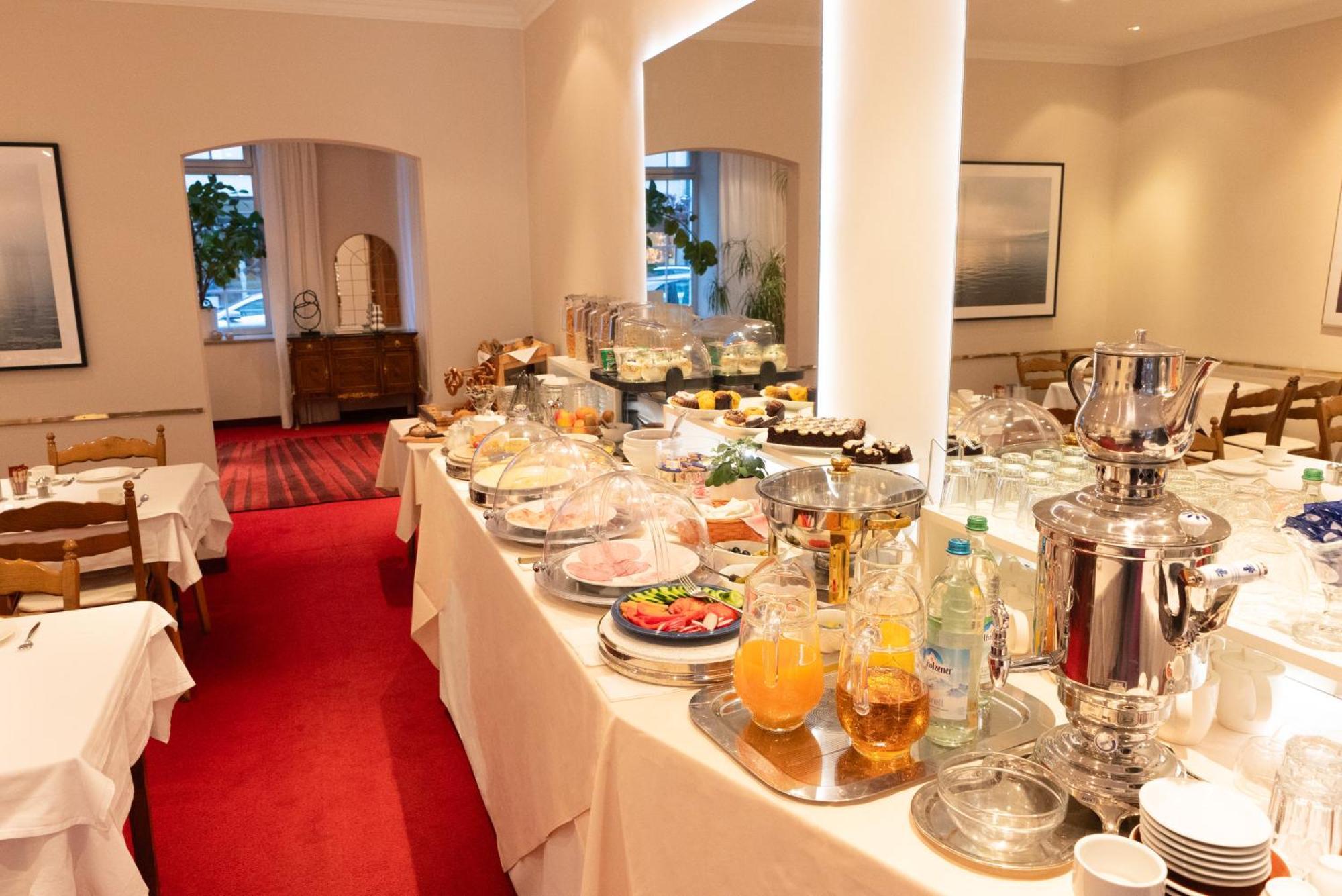 Hotel Carlton Мюнхен Экстерьер фото