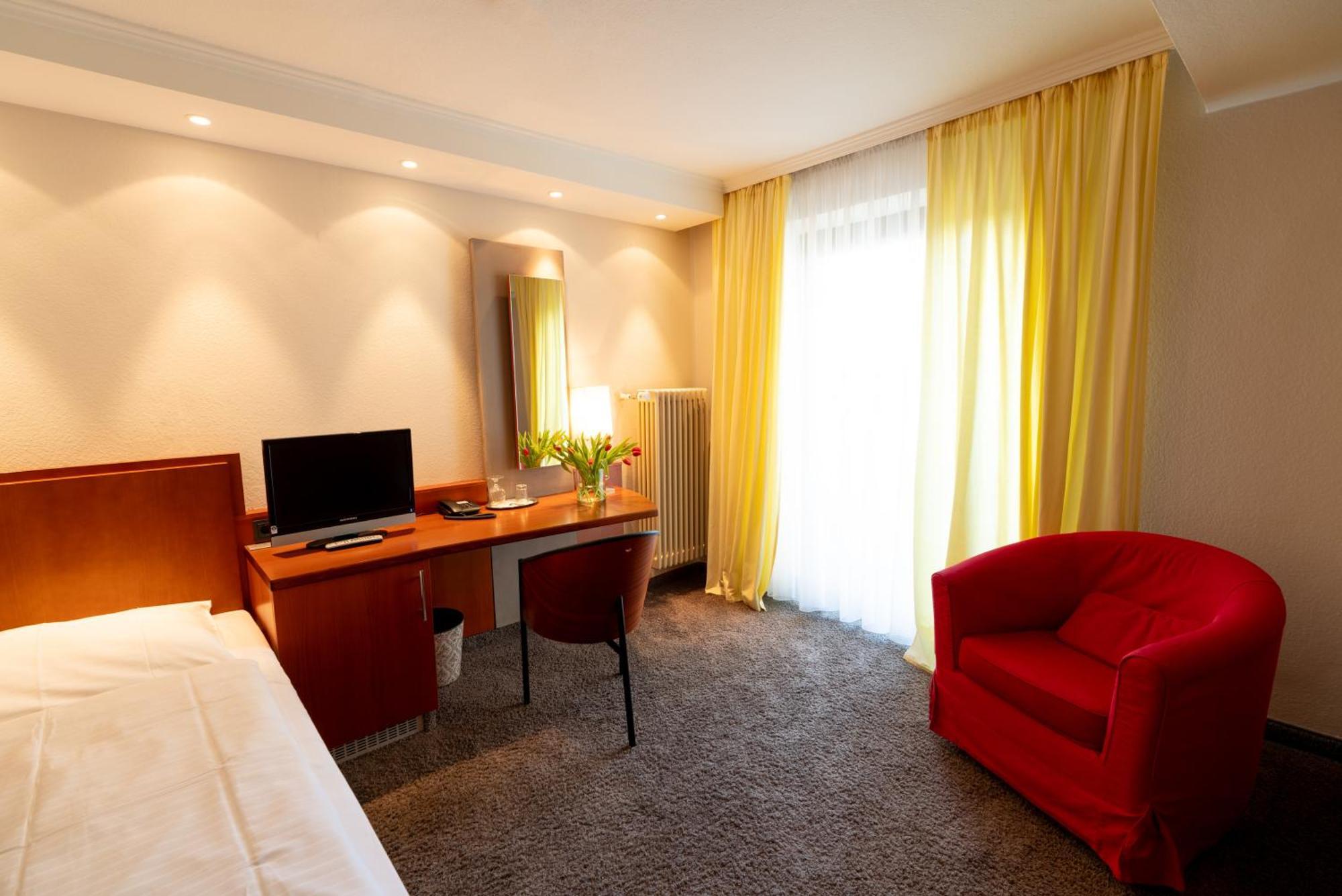 Hotel Carlton Мюнхен Экстерьер фото