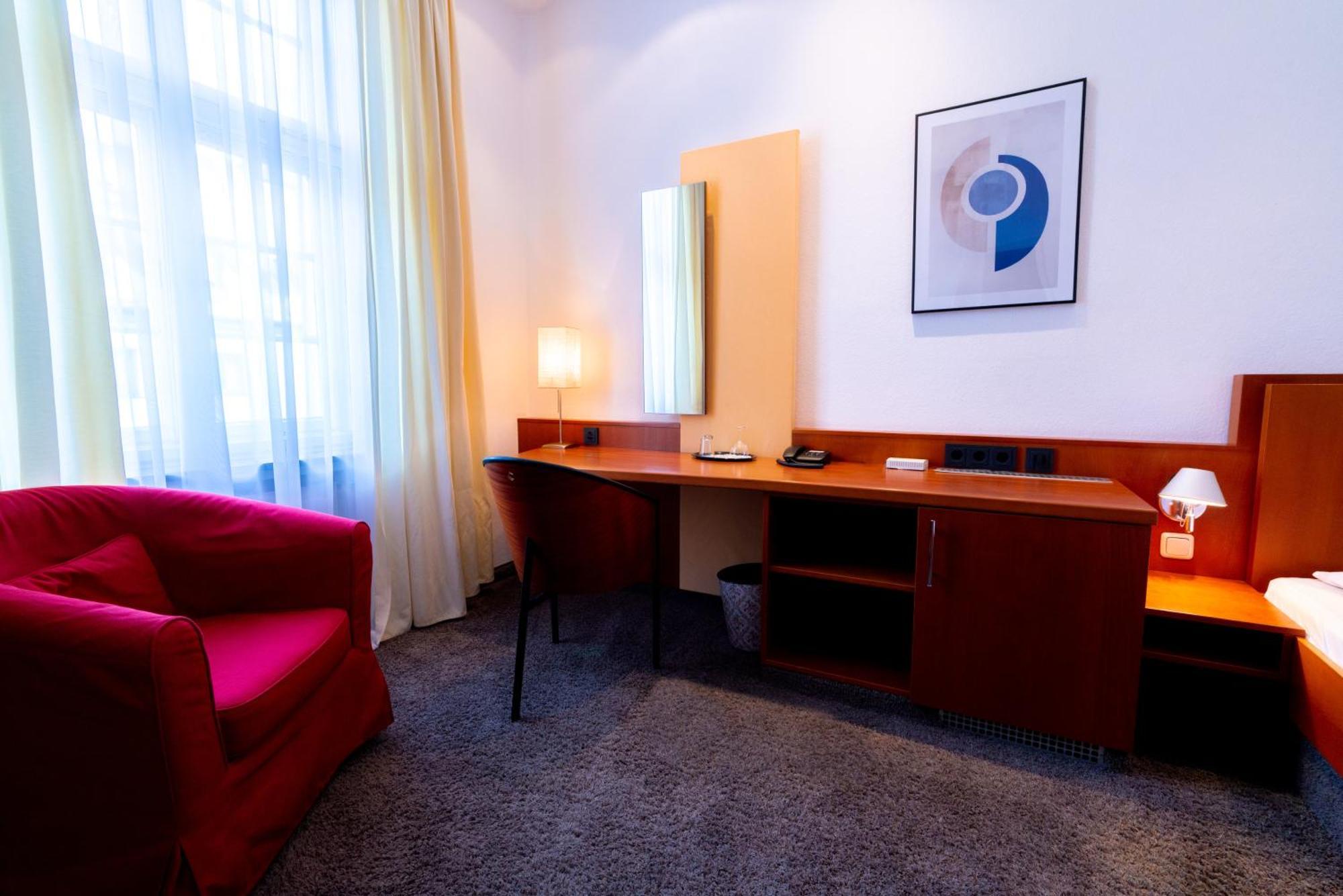 Hotel Carlton Мюнхен Экстерьер фото