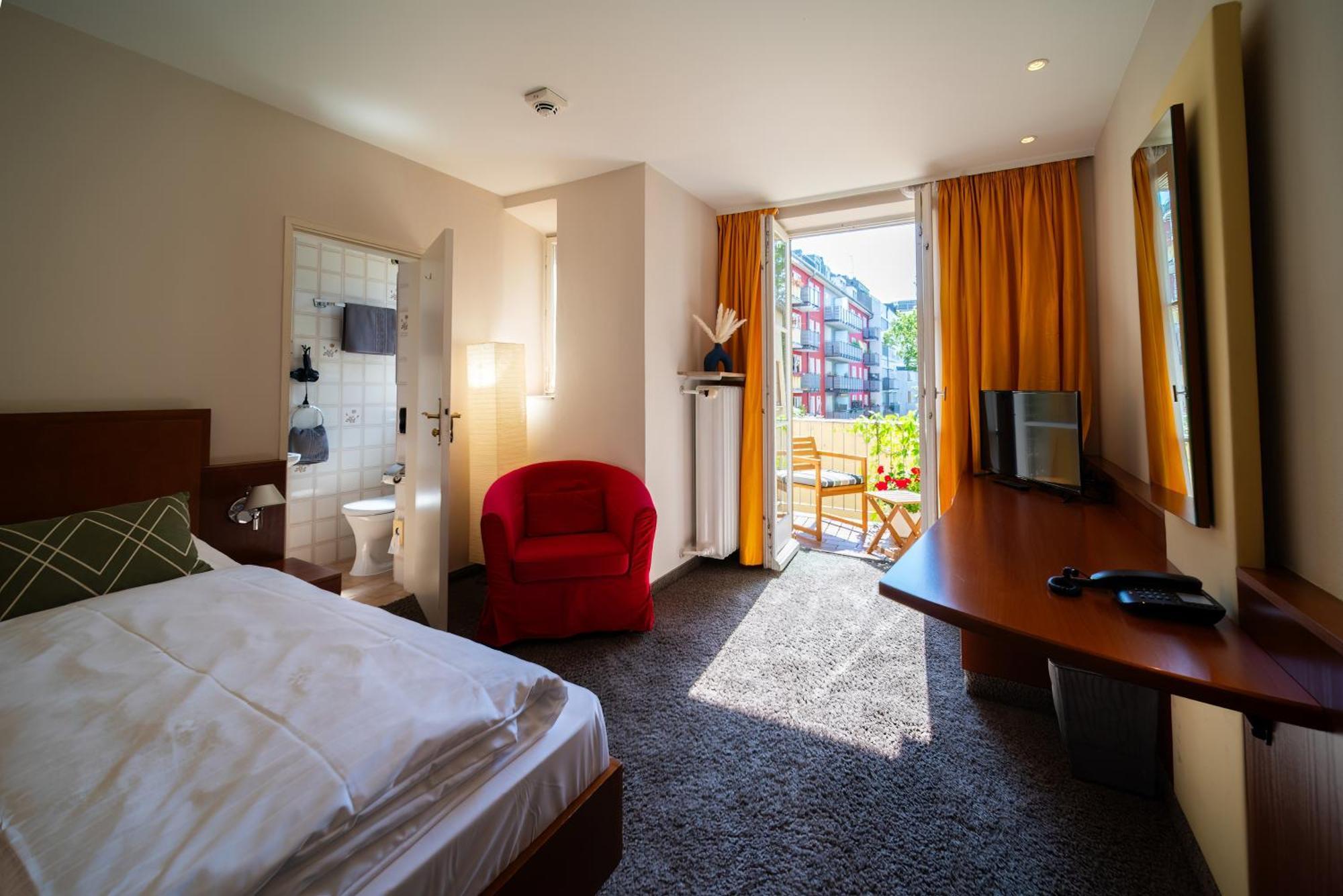 Hotel Carlton Мюнхен Экстерьер фото